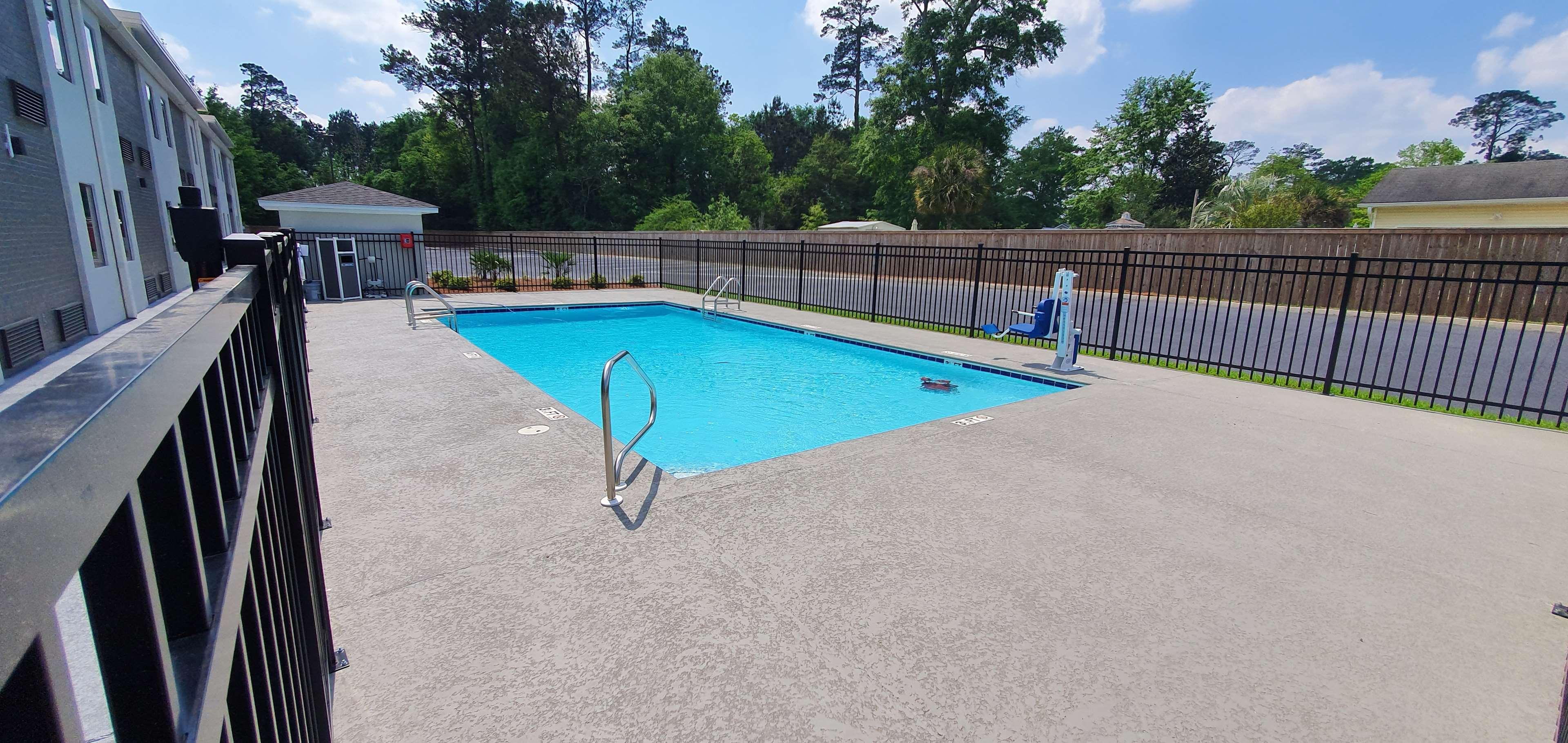 Best Western Brewton Inn Exterior photo